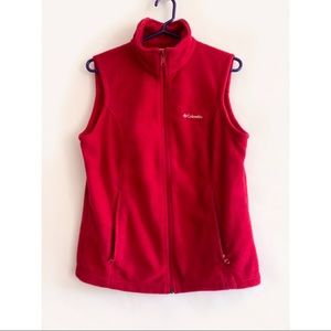 Columbia  Full Zip Fleece Vest in Fuchsia